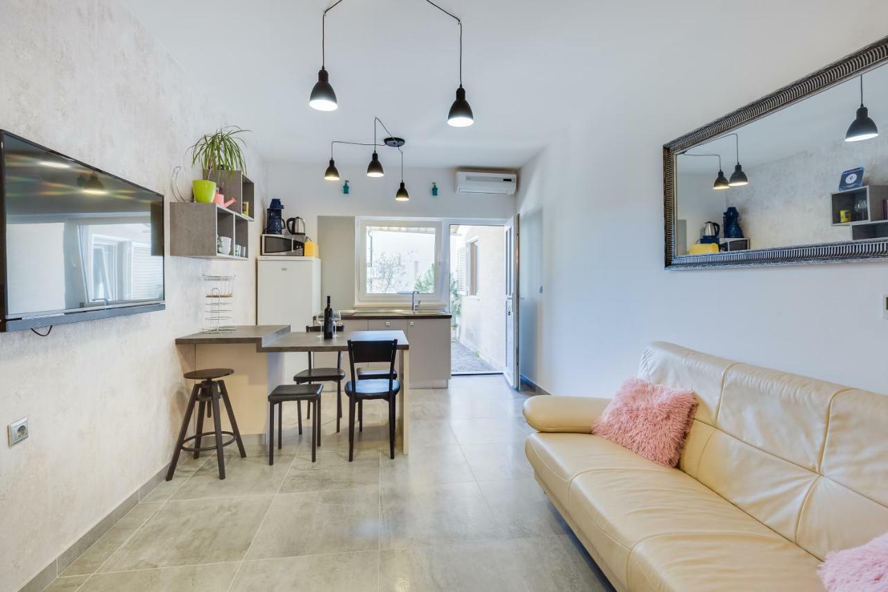 Apartments Karla & Marija Petrčane Dış mekan fotoğraf